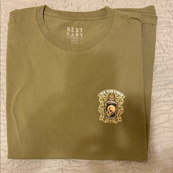 Olive Graphic Men's Tee - Picture 1 of 4